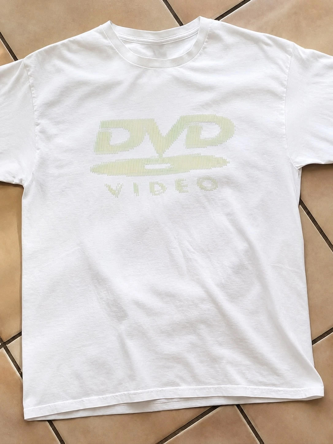 Camiseta Vintage com Estampa G - Men'S Fashion Nova avaliação e preço